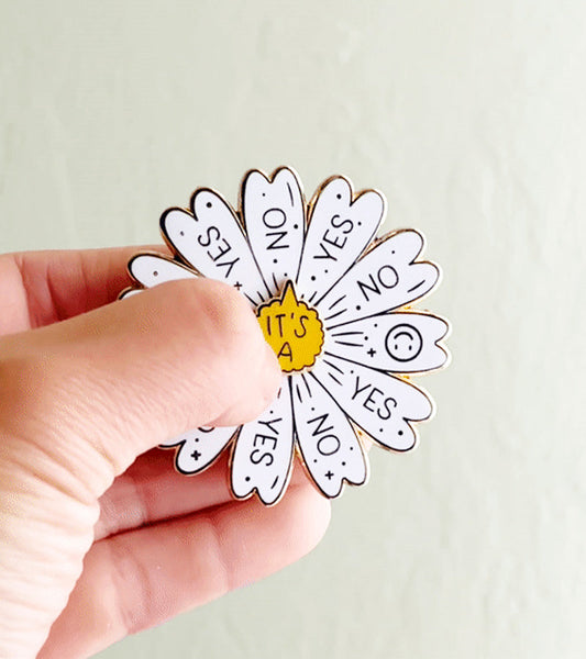 Daisy brosche