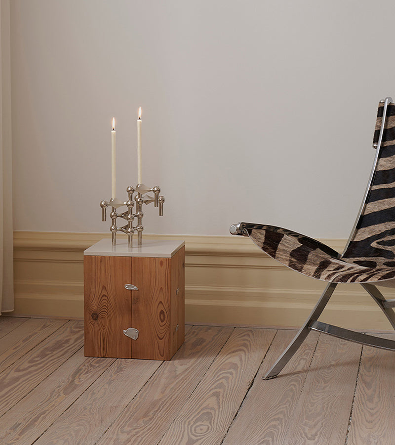 Design-Kerzenständer und Kerzen – Stoff Nagel