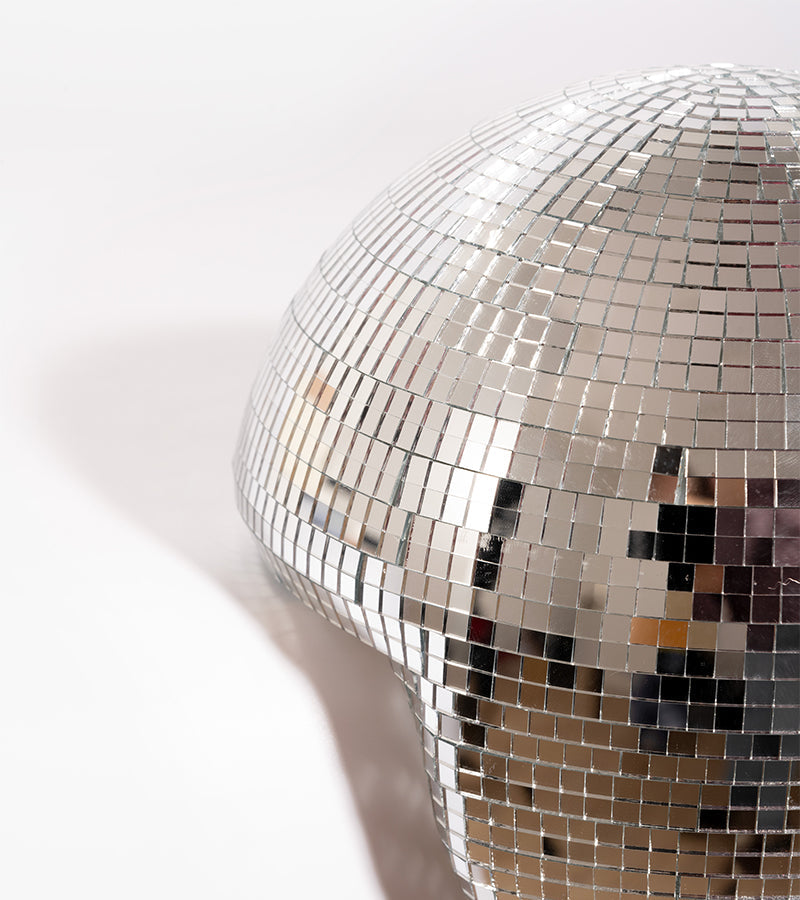 Geschmolzene Disco-Kugel