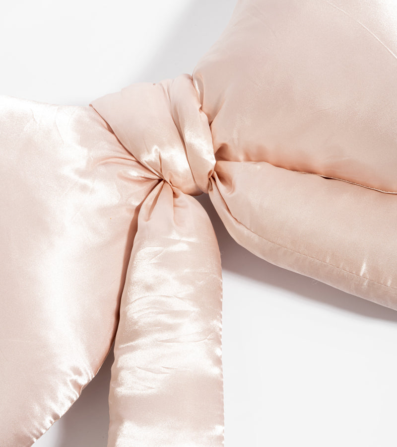 Kissen satin schleife