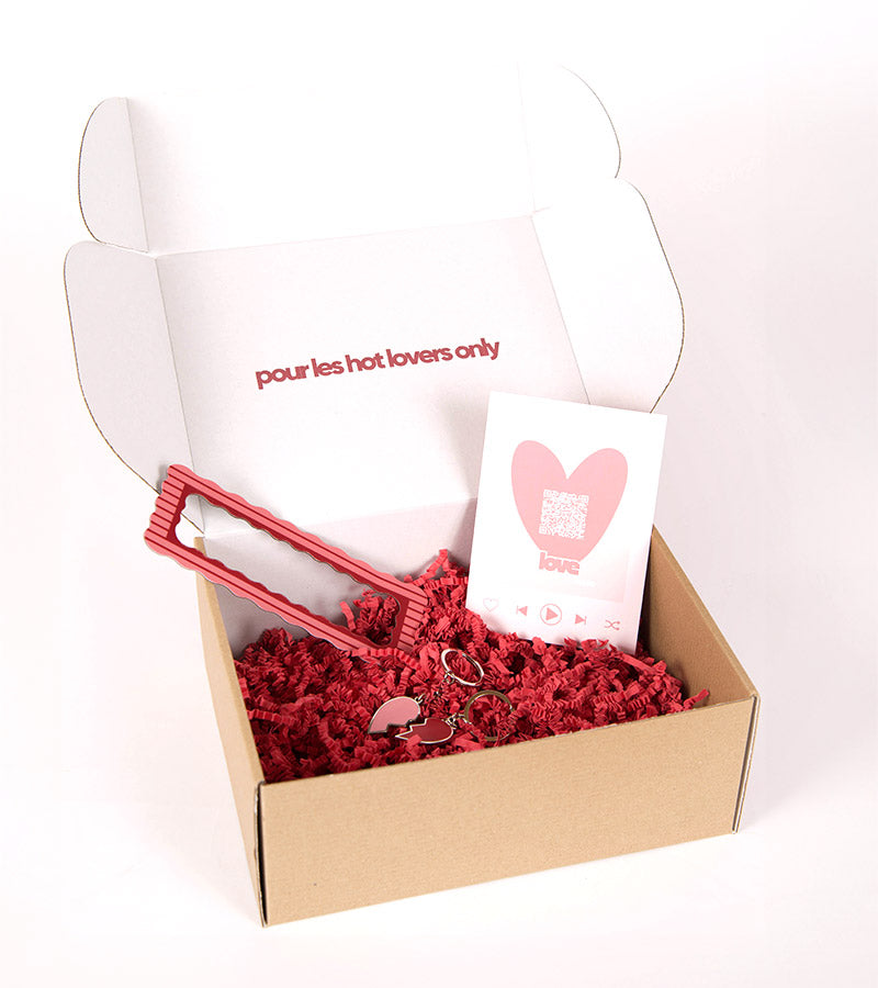 Love hot box limited