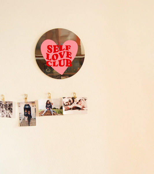 Spiegel self love club