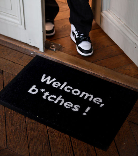 Fußmatte welcome bitches