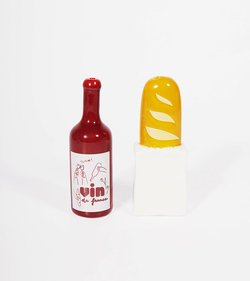 Salz und pfeffer set baguette wein