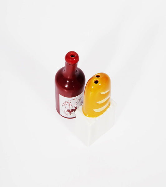 Salz und pfeffer set baguette wein
