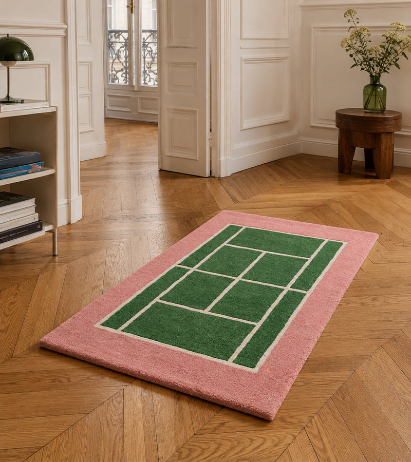 Teppich in Form eines Tennisplatzes