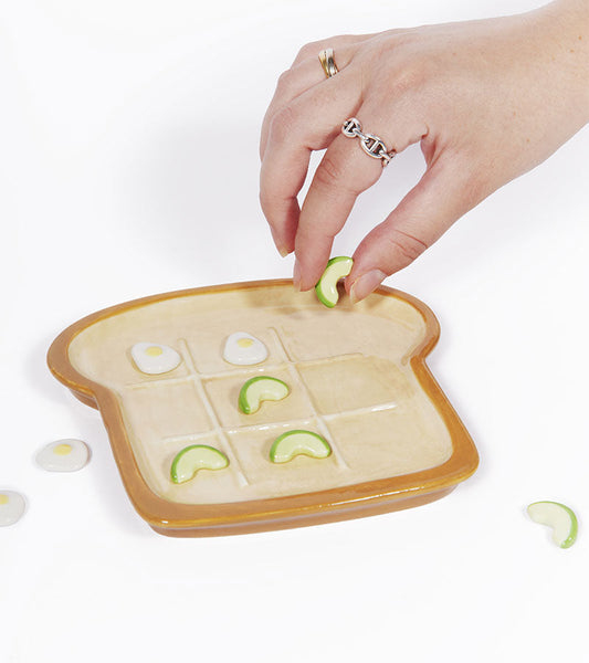 Tic tac toe avocado ei