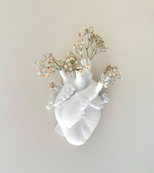 Vase herz love in bloom