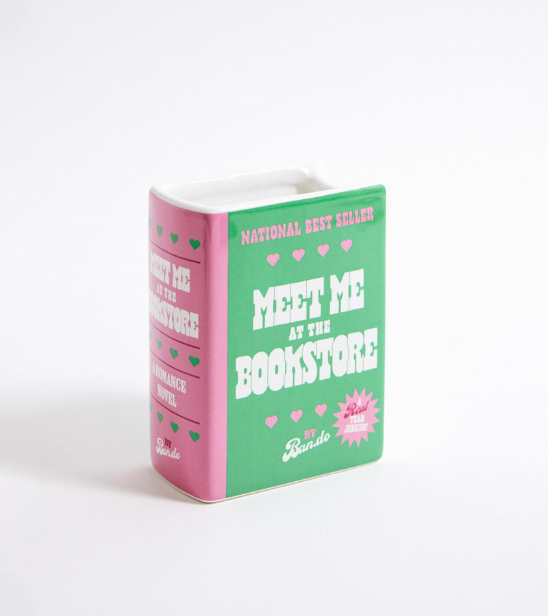 Vase buch meet me at the bookstore