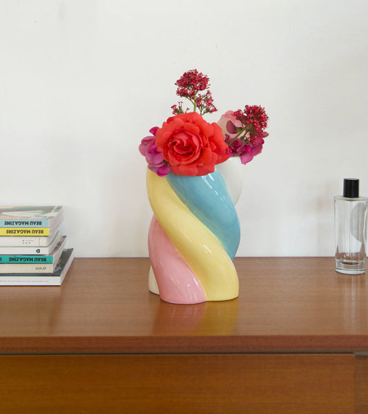 Vase marshmallow candy