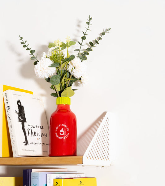Vase hot sauce